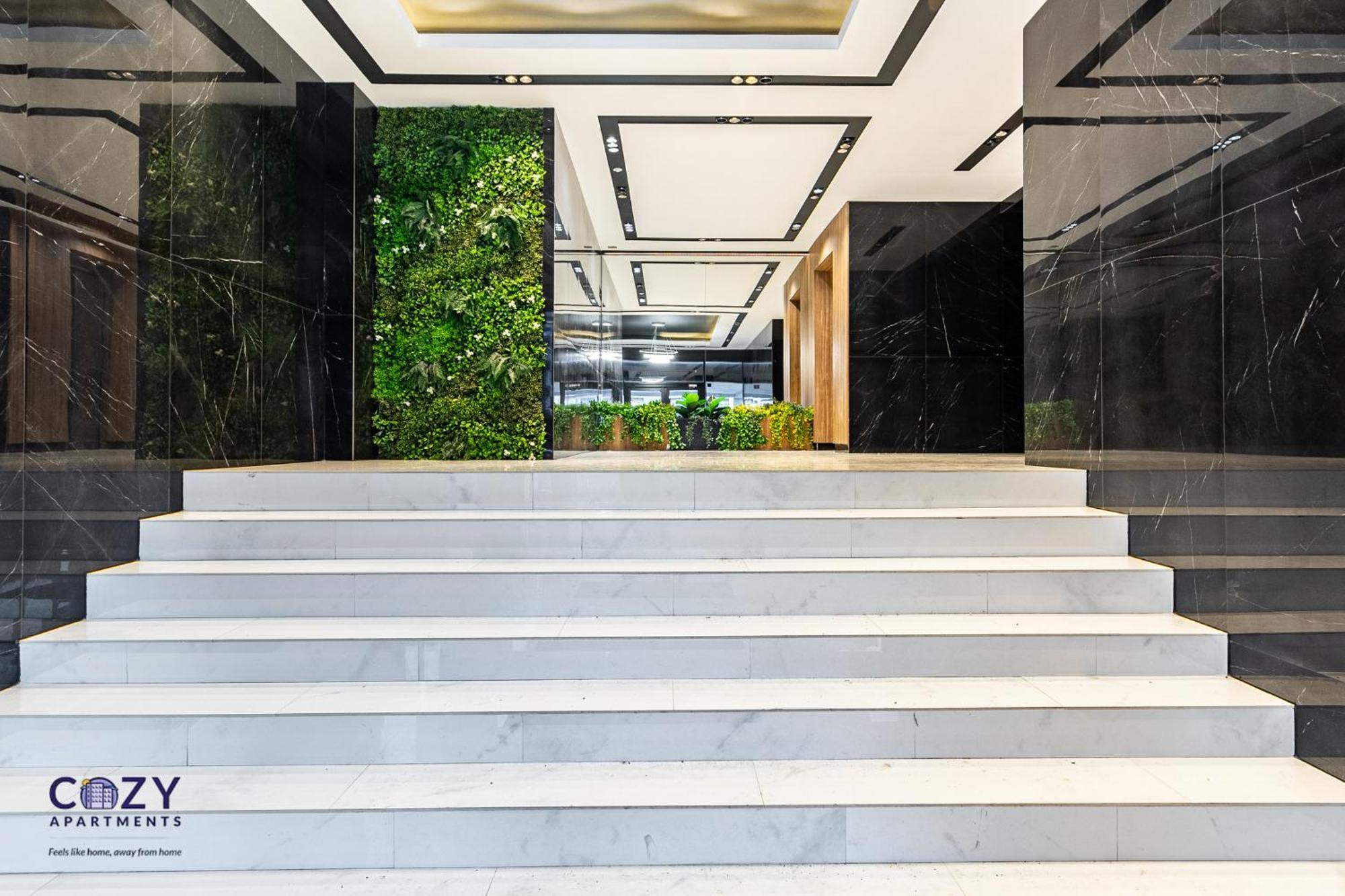 Luxury Residences & Suites In Central Brasov At Coresi Mall 외부 사진